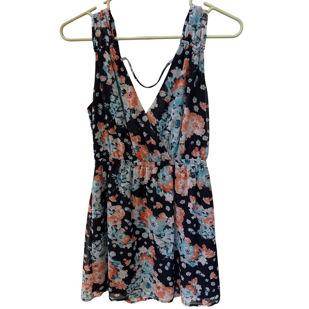 Love Tree Floral Dress Women's Size Medium V-Neck & Back boho festival romantic